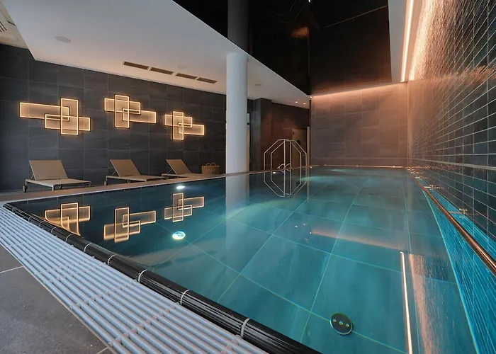 Adina Lejlighedshotel 4*