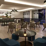 Adina Apartmanhotel 4*