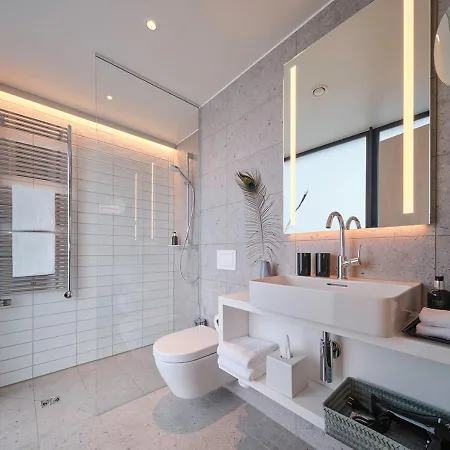 Adina 4* Cologne