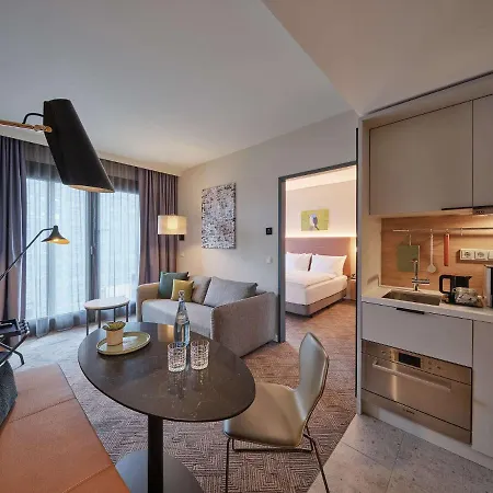 Adina Apart Otel Köln