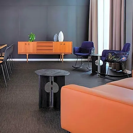 Adina 4* Colonia