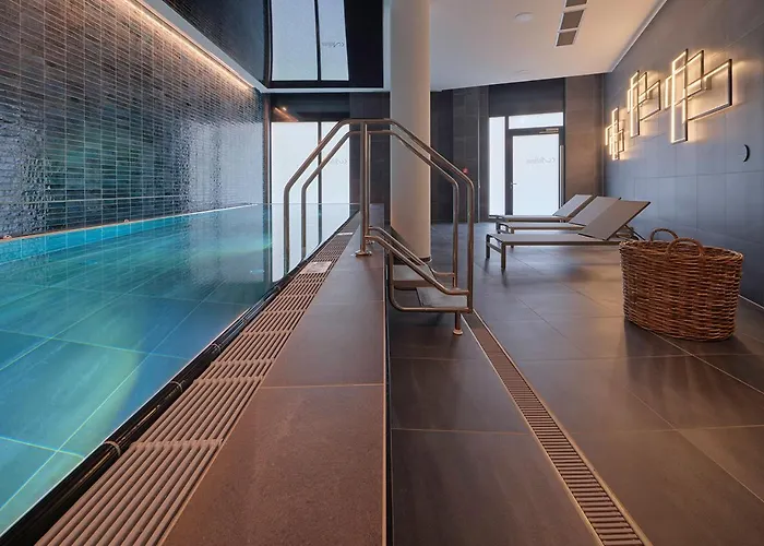 Aparthotel Adina Cologne