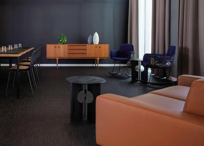 Aparthotel Adina